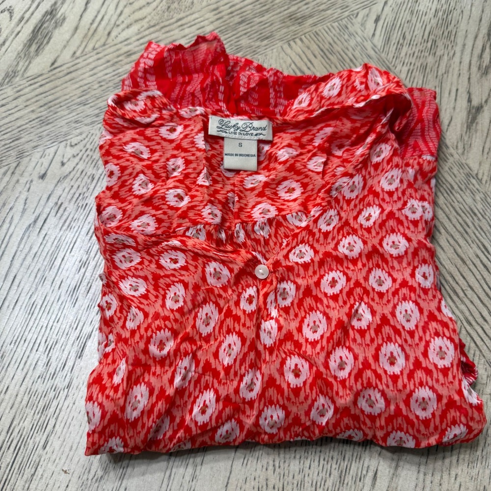 Lucky Brand Women's‎ Size Small Red Print Button Down Long Sleeve Peasant Top